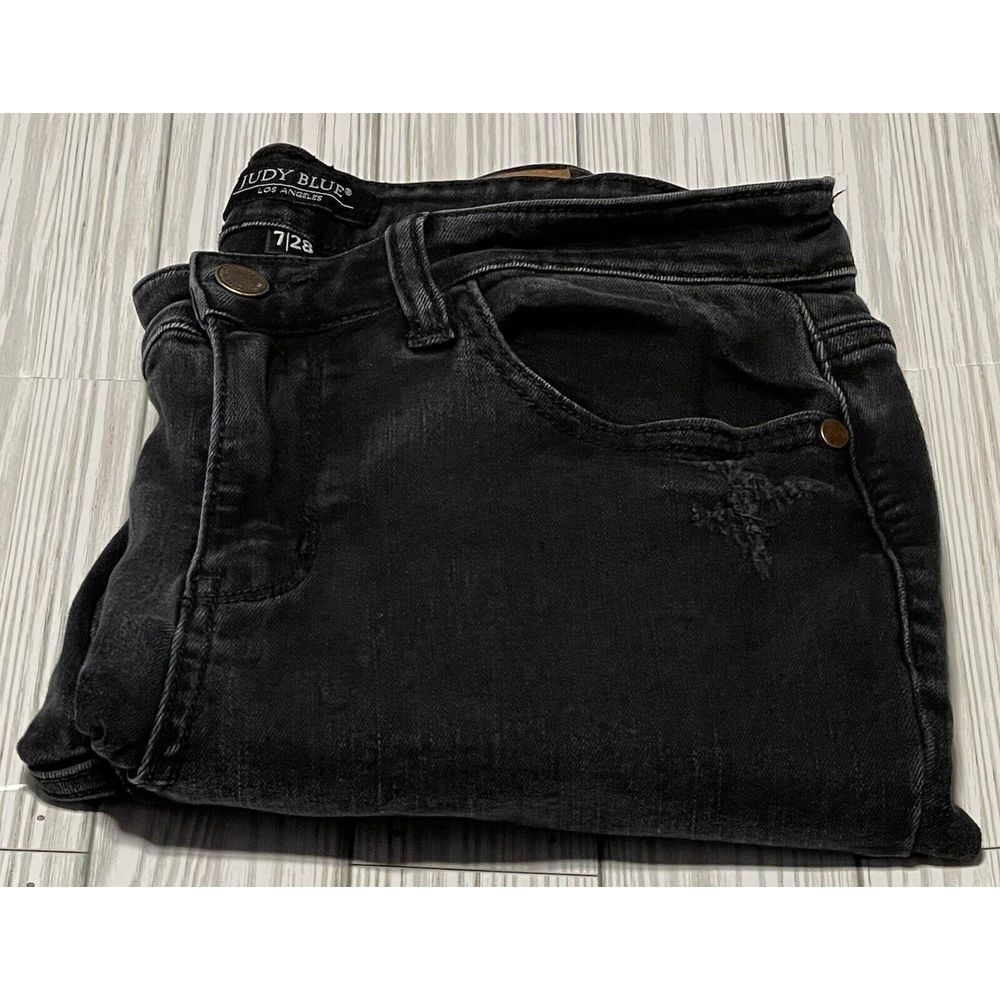 Judy Blue Black‎ Mid Rise Skinny Leopard Animal Print Patch 7/28 Destroyed Hem